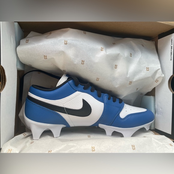 Jordan 1 Low TD Cleats Size 8.5 White/Black/Royal Blue - Picture 1 of 2